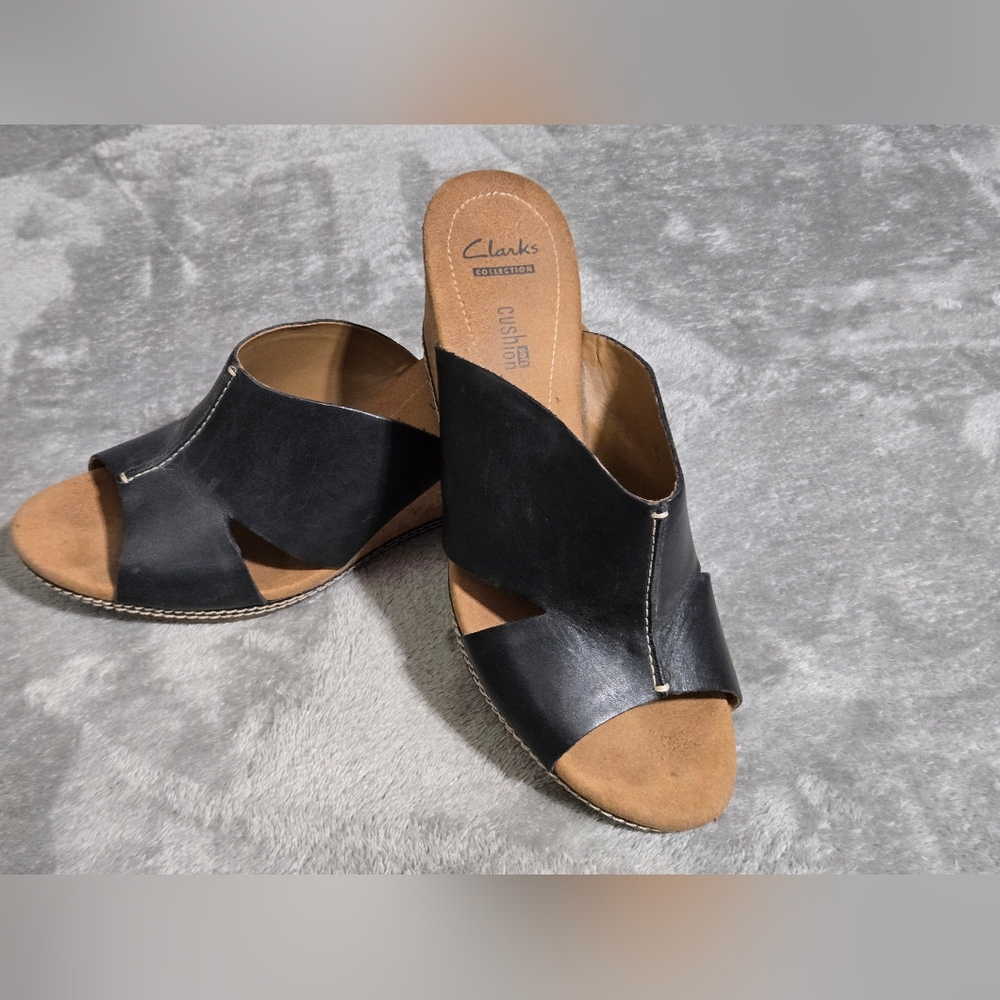 Clarks Black Leather Mules with Tan Footbed
